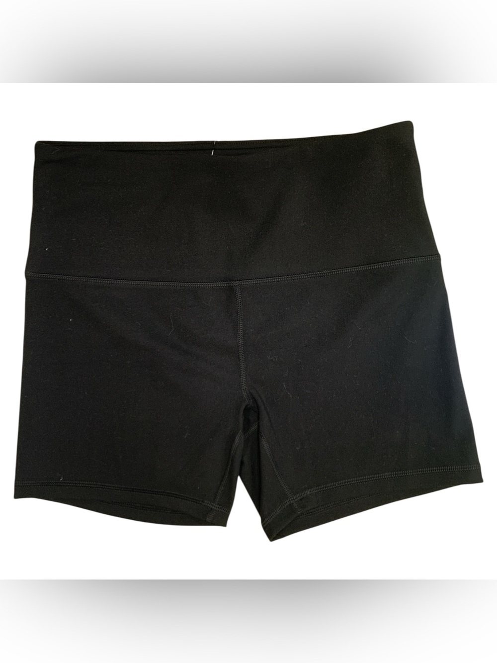 Reebok NWT Black High-Waist Bike Shorts Size M